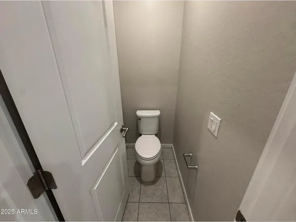 $2,300 | 775 East Furness Drive, Unit 101, Gilbert, AZ 85297