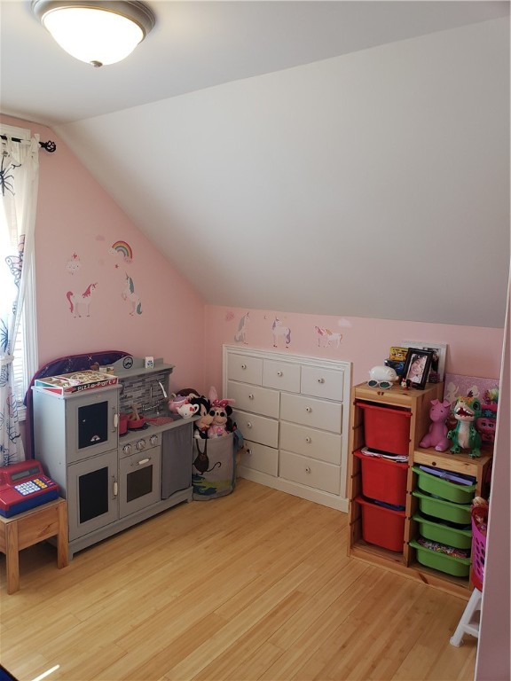 46 Rome Avenue Providence, RI 02908 - Photo 10 of 13 Gallery Image 10