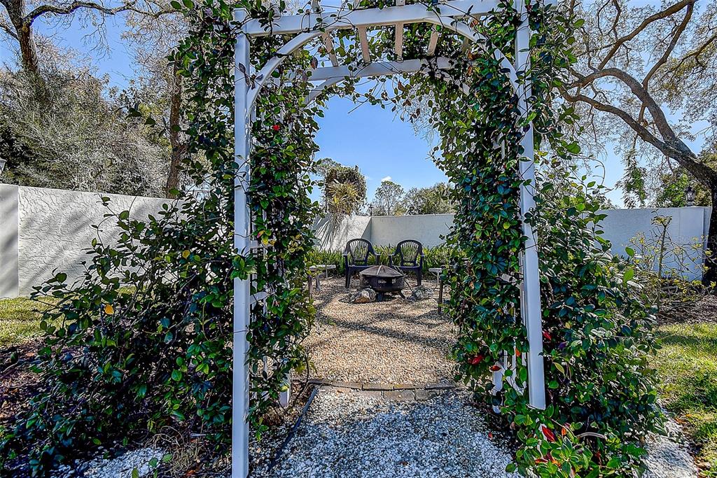 1607 Gulf Road Tarpon Springs, FL 34689 - Photo 81 of 86 Gallery Image 81