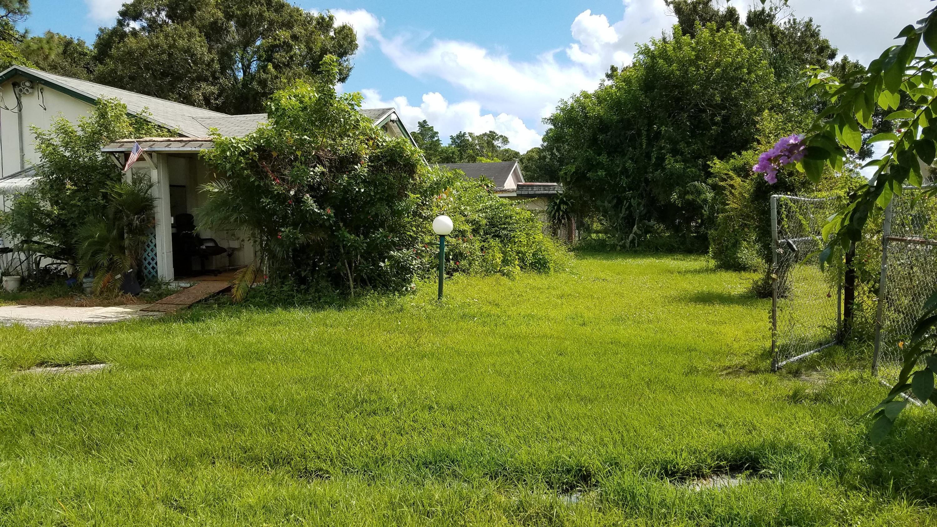 4004 Sloan Road Fort Pierce, FL 34947 - Photo 3 of 4 FRONT YARD