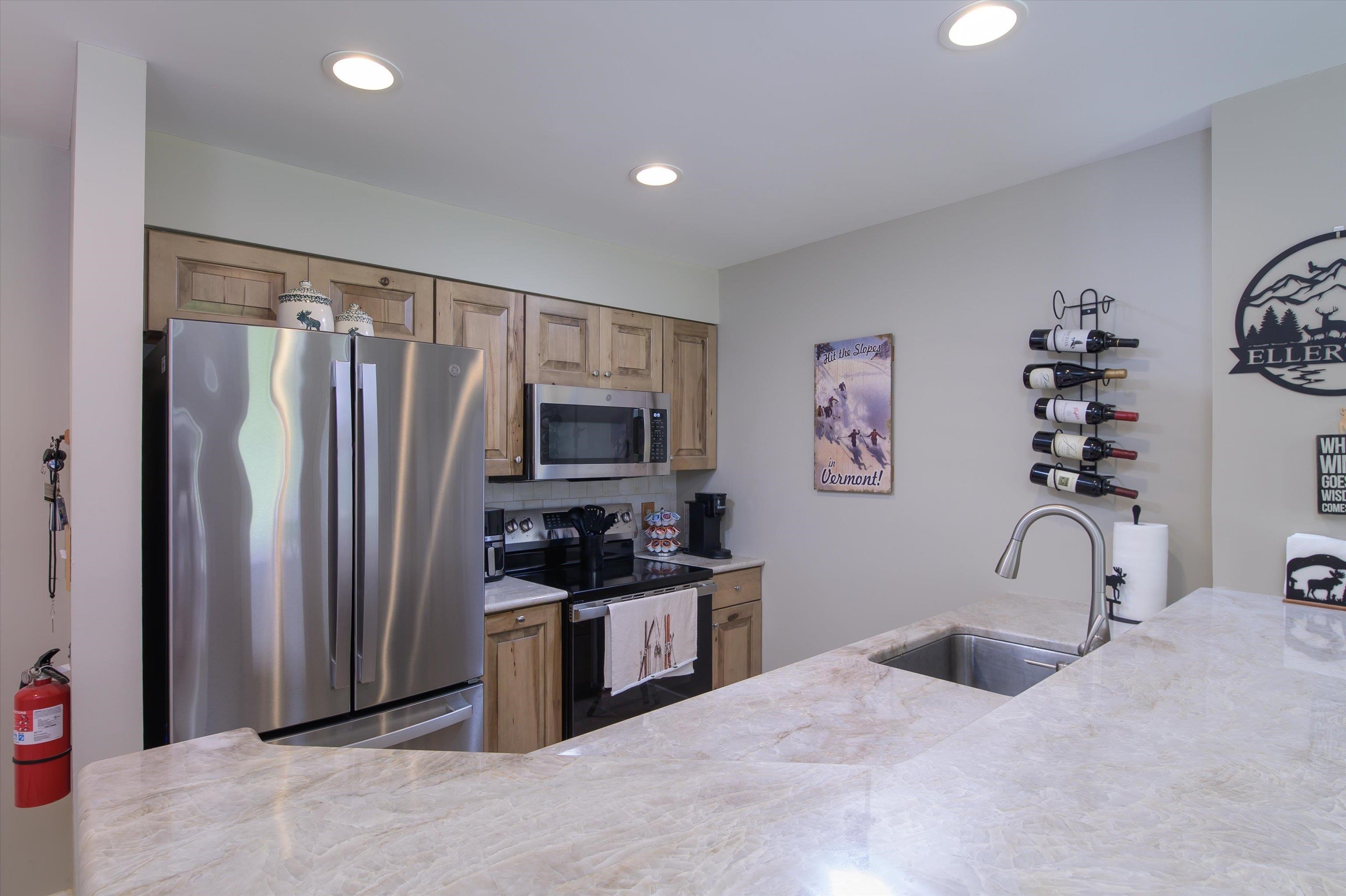 350 Mountain Road, Unit B103 Ludlow, VT 05149 - Photo 4 of 26