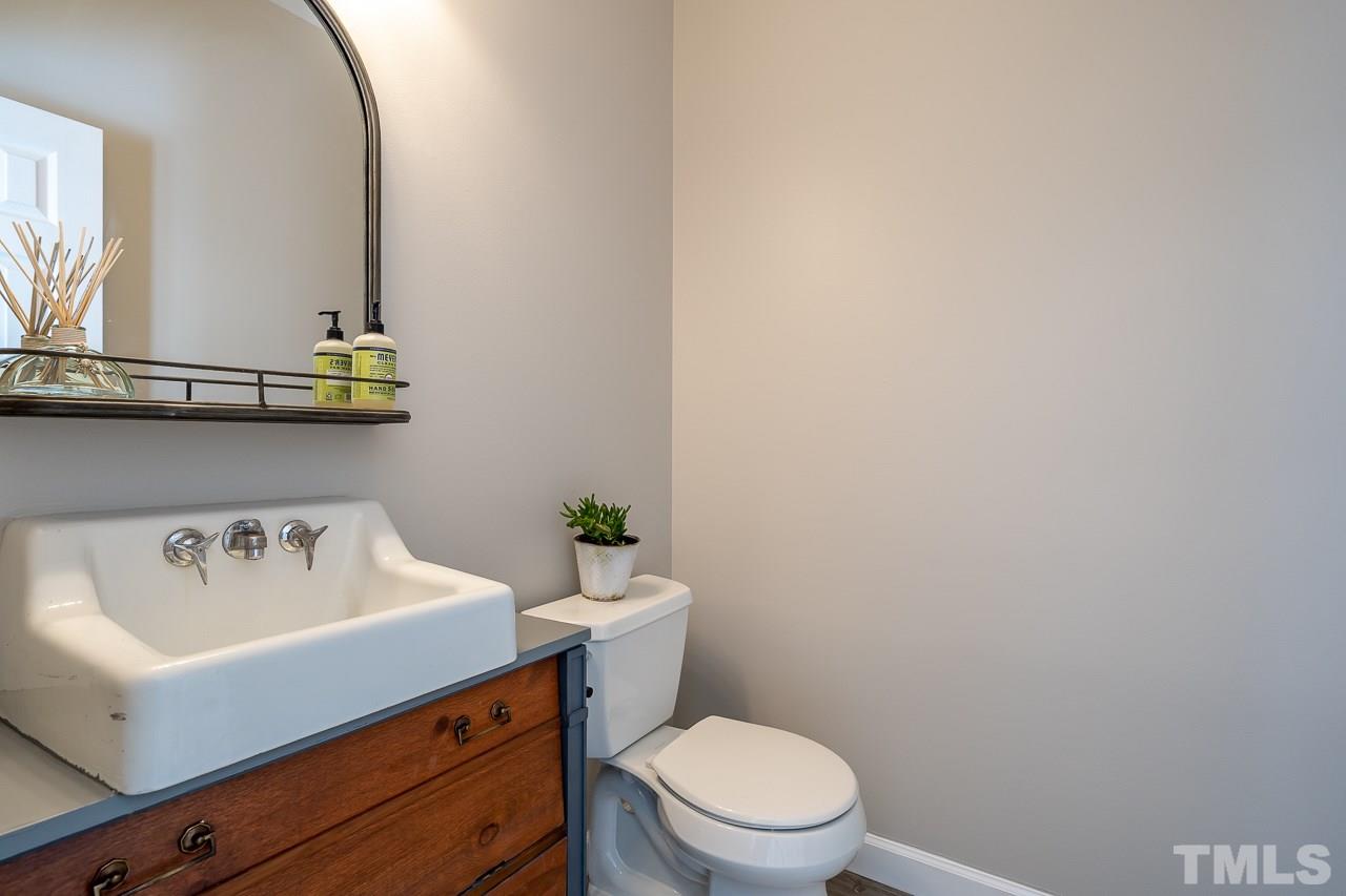 805 Rothshire Court Raleigh, NC 27615 - Photo 9 of 19 Gallery Image 9