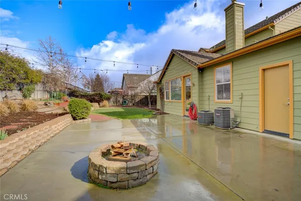 $998,000 | 253 Silver Oak Drive, Paso Robles, CA 93446