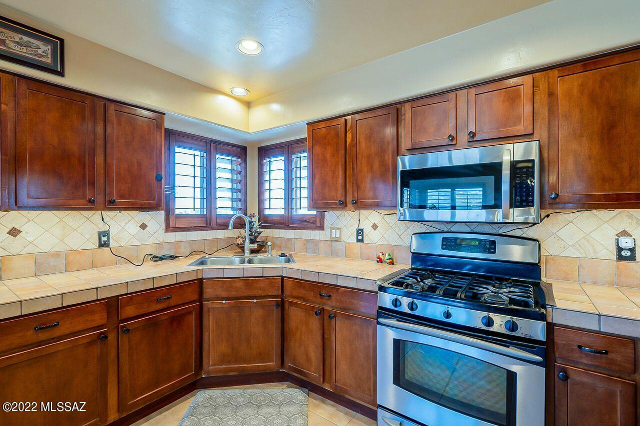 1159 Avenida Seville Rio Rico, AZ 85648 - Photo 14 of 43