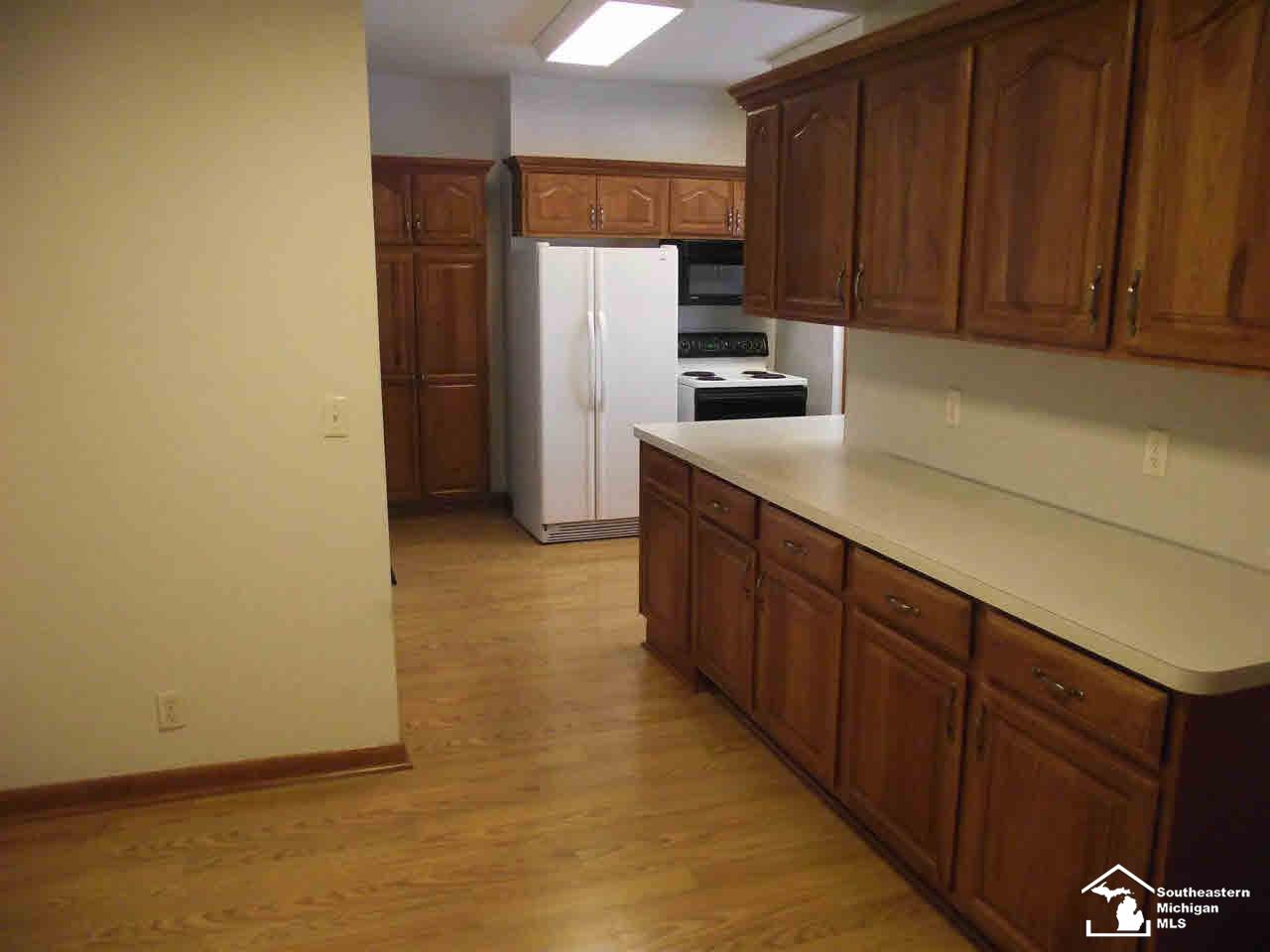 1450 Samaria Road Temperance, MI 48182 - Photo 15 of 25 20438045-14.JPG