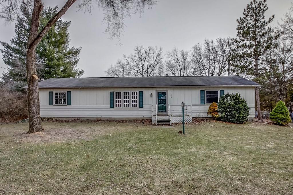 7400 Centerhill Road Brighton, MI 48116 - Photo 1 of 25 Photo 1