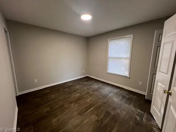 $1,100 | 2909 Spring Garden Street, Greensboro, NC 27403