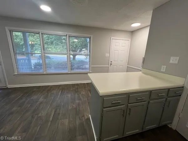 $1,100 | 2909 Spring Garden Street, Greensboro, NC 27403