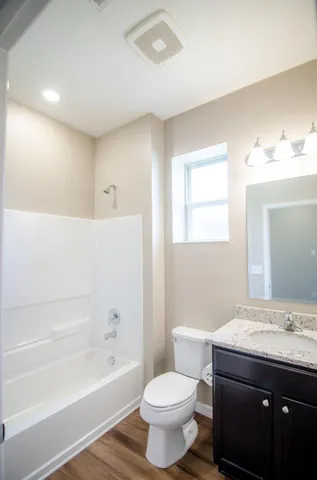 $2,800 | 5600 Northwest Pine Trail Circle, Port St. Lucie, FL 34983