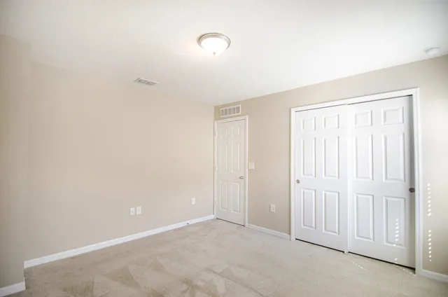 $2,800 | 5600 Northwest Pine Trail Circle, Port St. Lucie, FL 34983