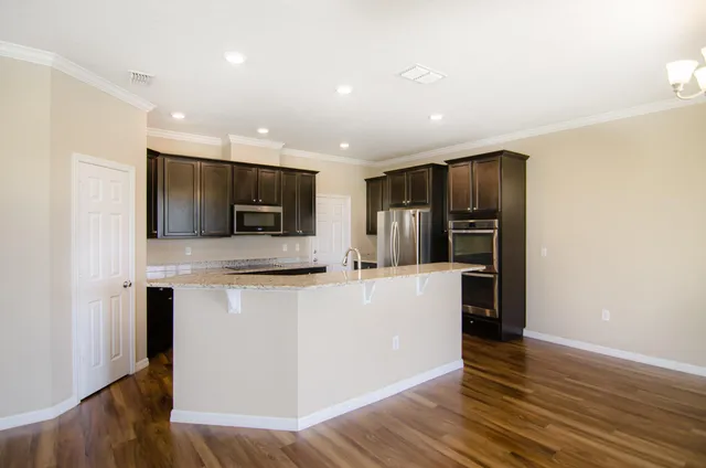 $2,800 | 5600 Northwest Pine Trail Circle, Port St. Lucie, FL 34983