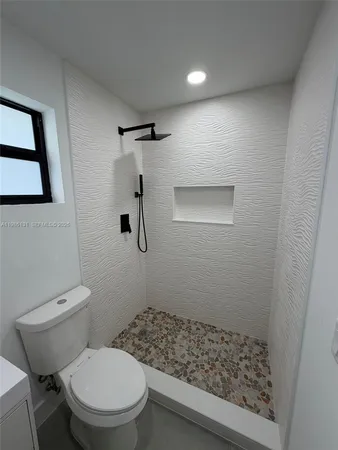 $3,800 | 2421 Northwest 153rd Street, Miami Gardens, FL 33054