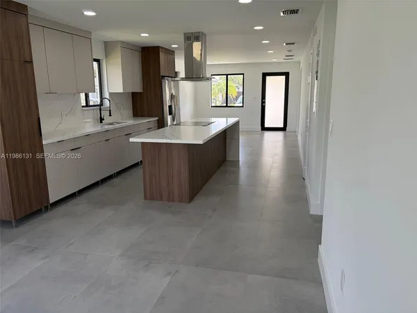 $3,800 | 2421 Northwest 153rd Street, Miami Gardens, FL 33054