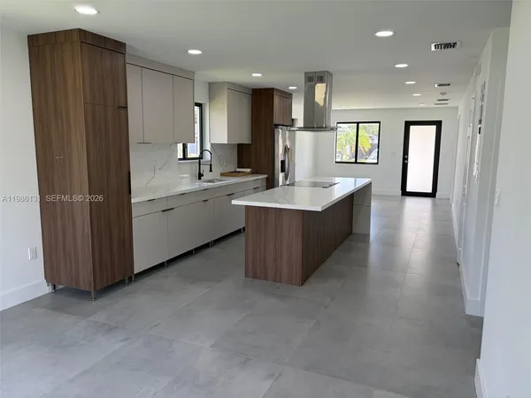 $3,800 | 2421 Northwest 153rd Street, Miami Gardens, FL 33054