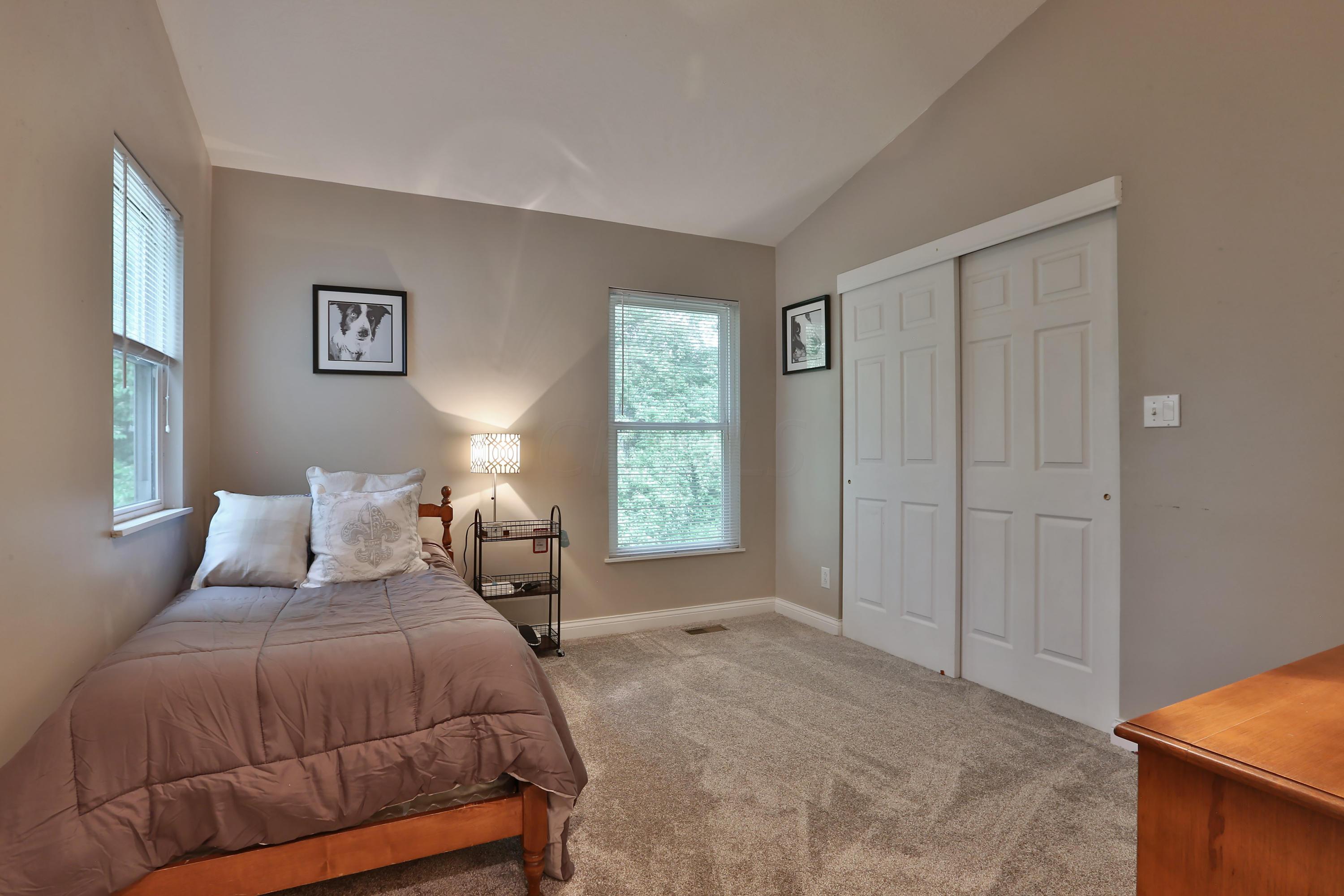 6464 Linworth Road Columbus, OH 43085 - Photo 23 of 39