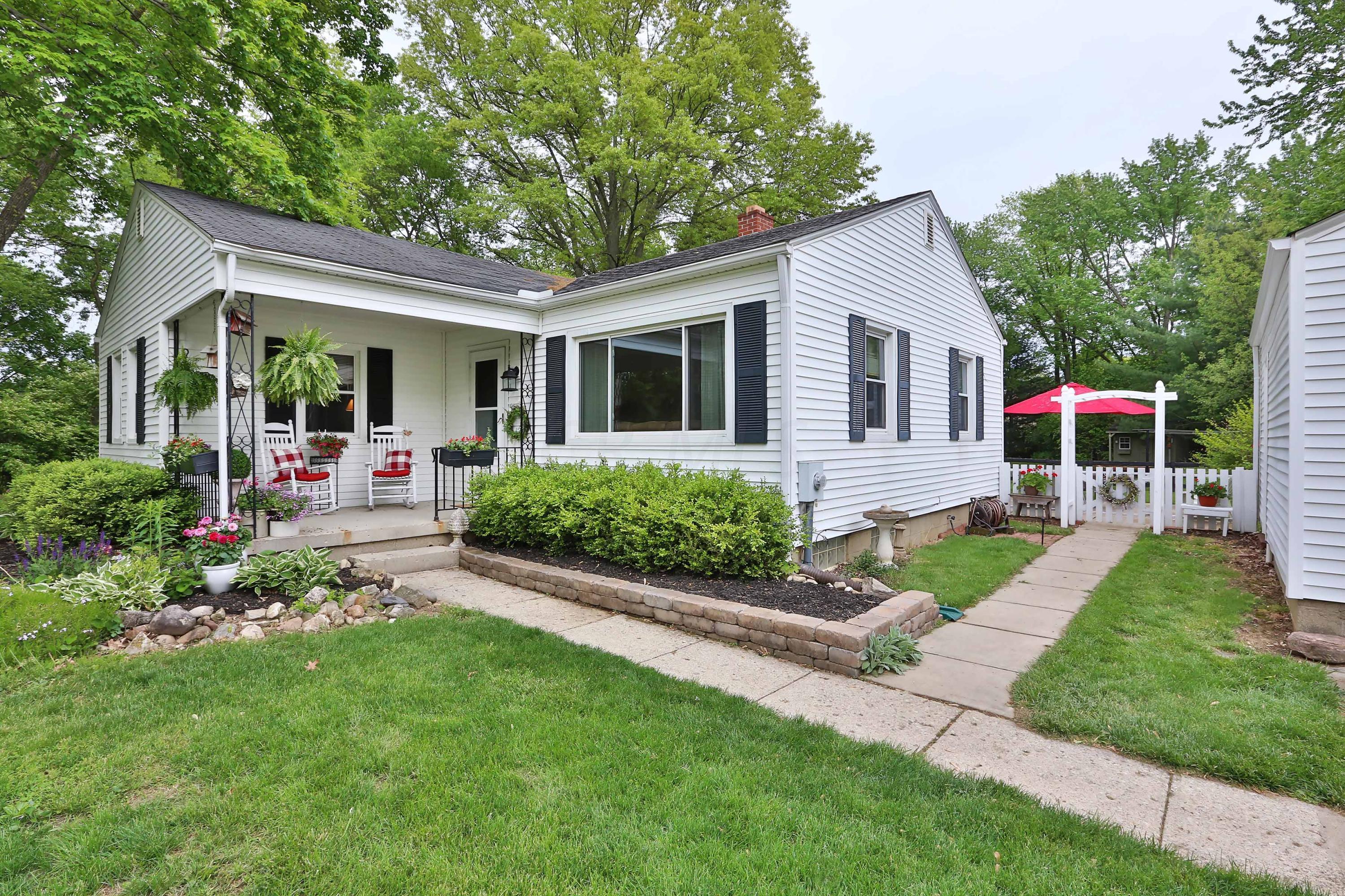 6464 Linworth Road Columbus, OH 43085 - Photo 3 of 39