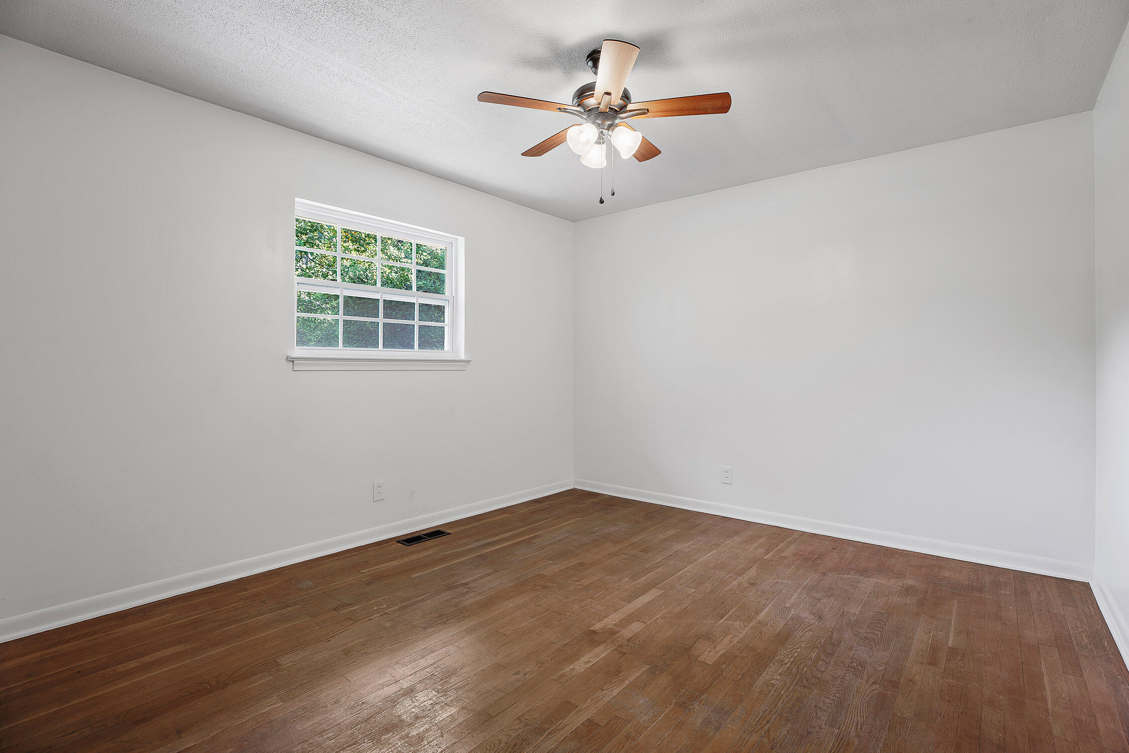 927 North Sanctuary Road Chattanooga, TN 37421 - Photo 21 of 32 Santuary-12