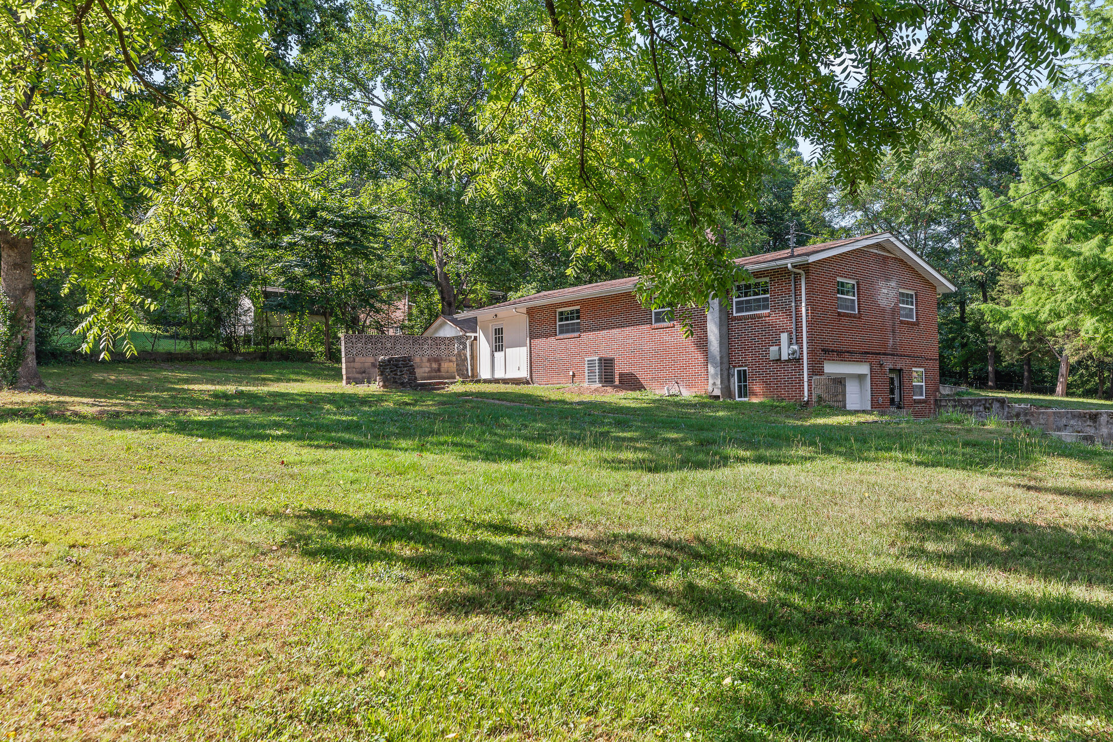 927 North Sanctuary Road Chattanooga, TN 37421 - Photo 6 of 32 Santuary-29