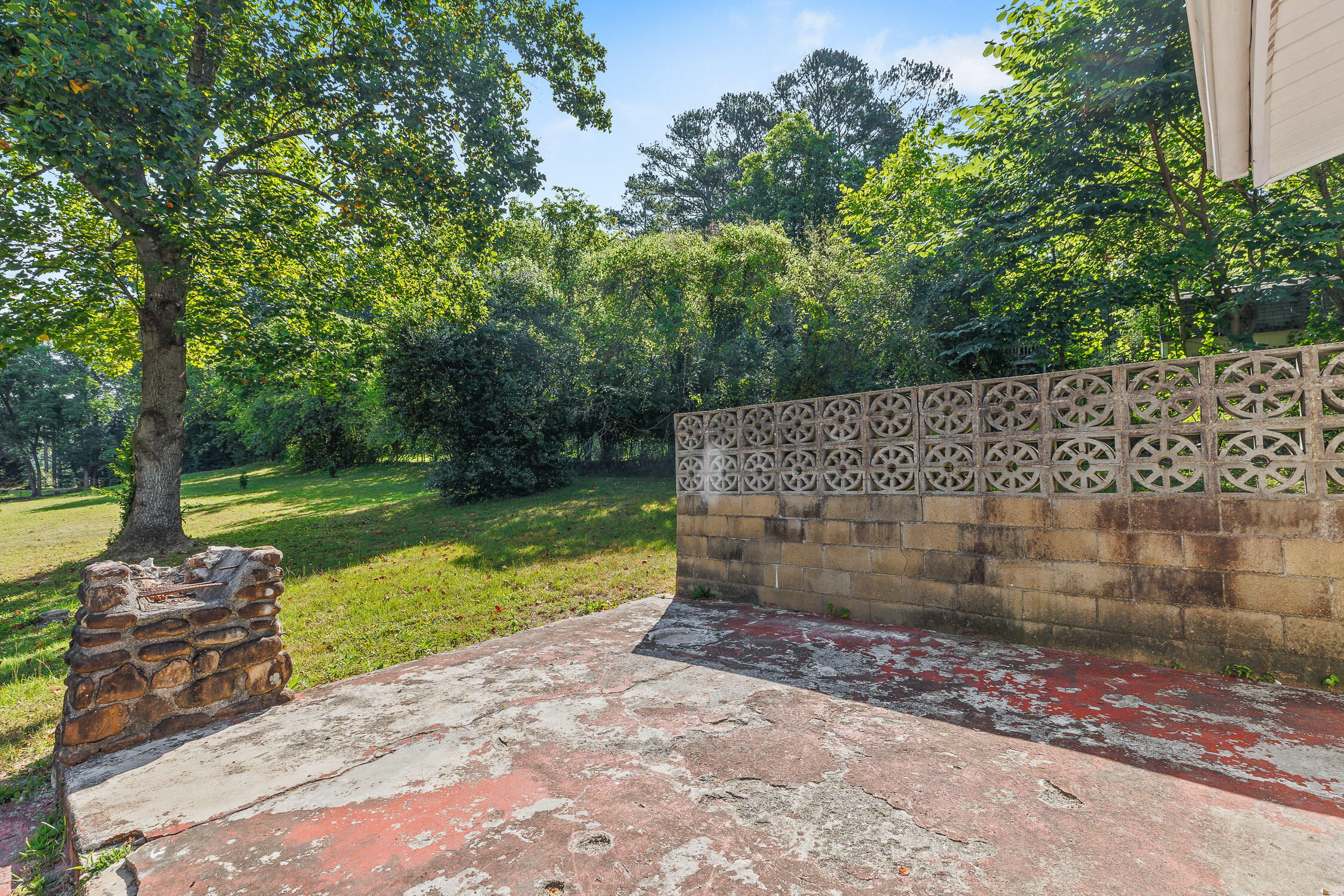 927 North Sanctuary Road Chattanooga, TN 37421 - Photo 8 of 32 Santuary-32