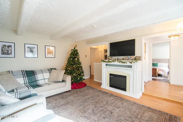 $295,900 | 31 Bulson Road, Easton, NY 12834