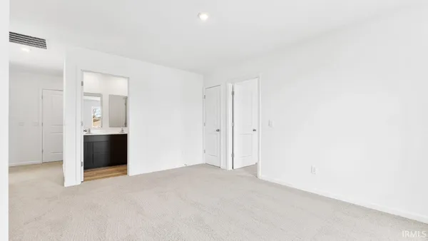 $332,290 | 966 Miller Wds Way, New Haven, IN 46774