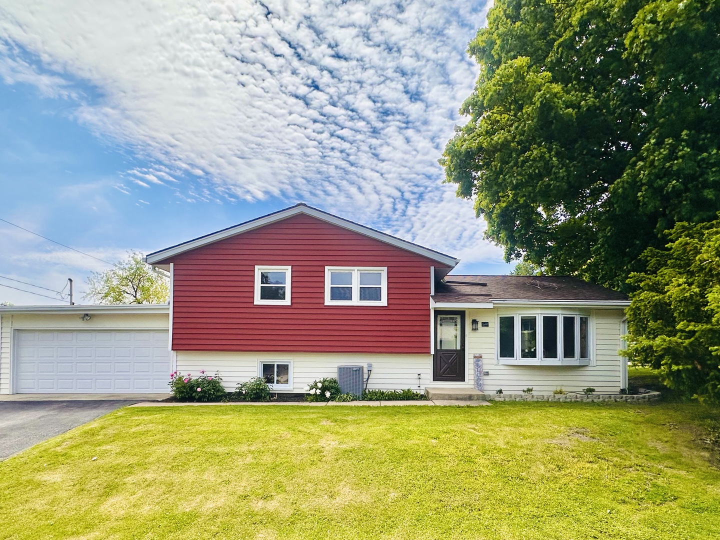 26W447 Harrison Street Wheaton, IL 60187 - Photo 1 of 47