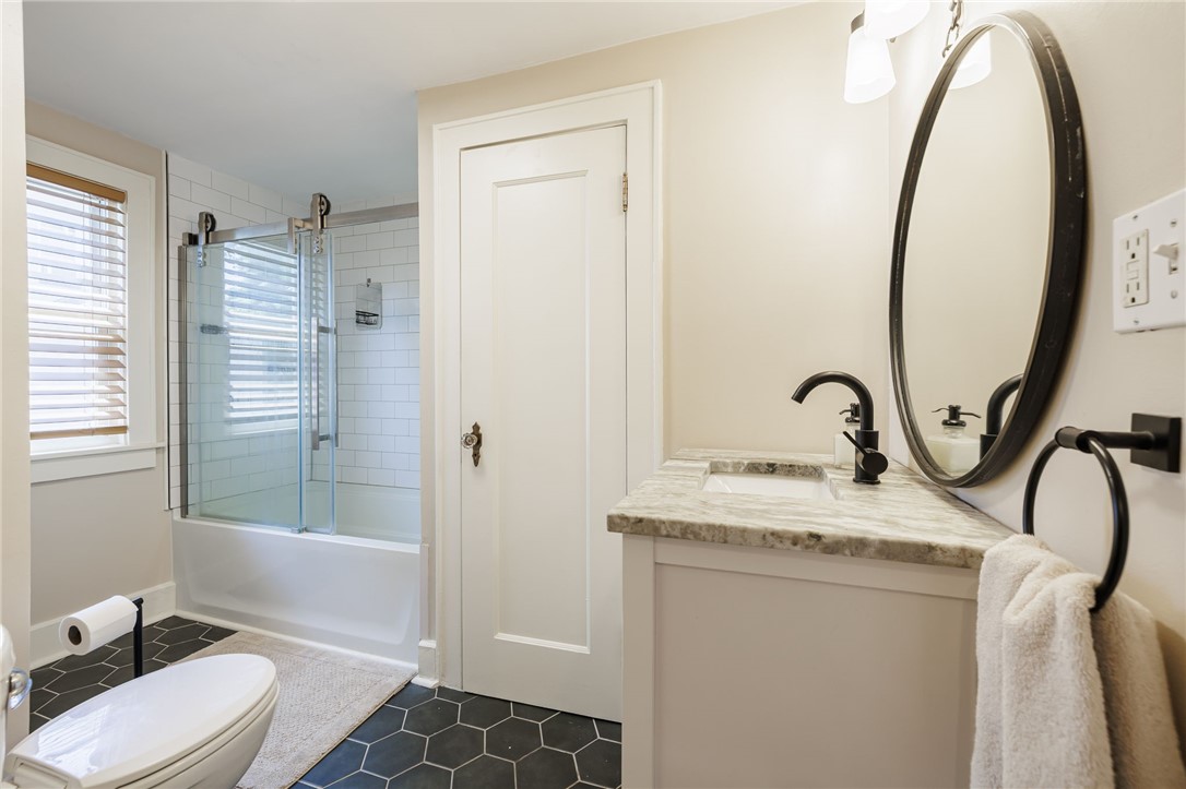 3284 Culver Road Irondequoit, NY 14622 - Photo 20 of 31