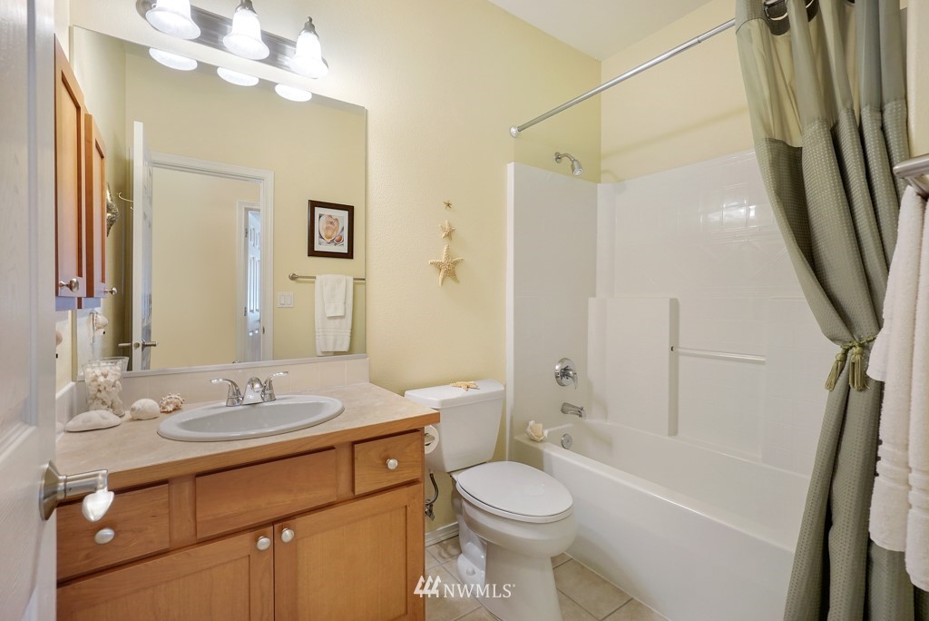 8700 Bainbridge Loop Northeast Lacey, WA 98516 - Photo 16 of 25