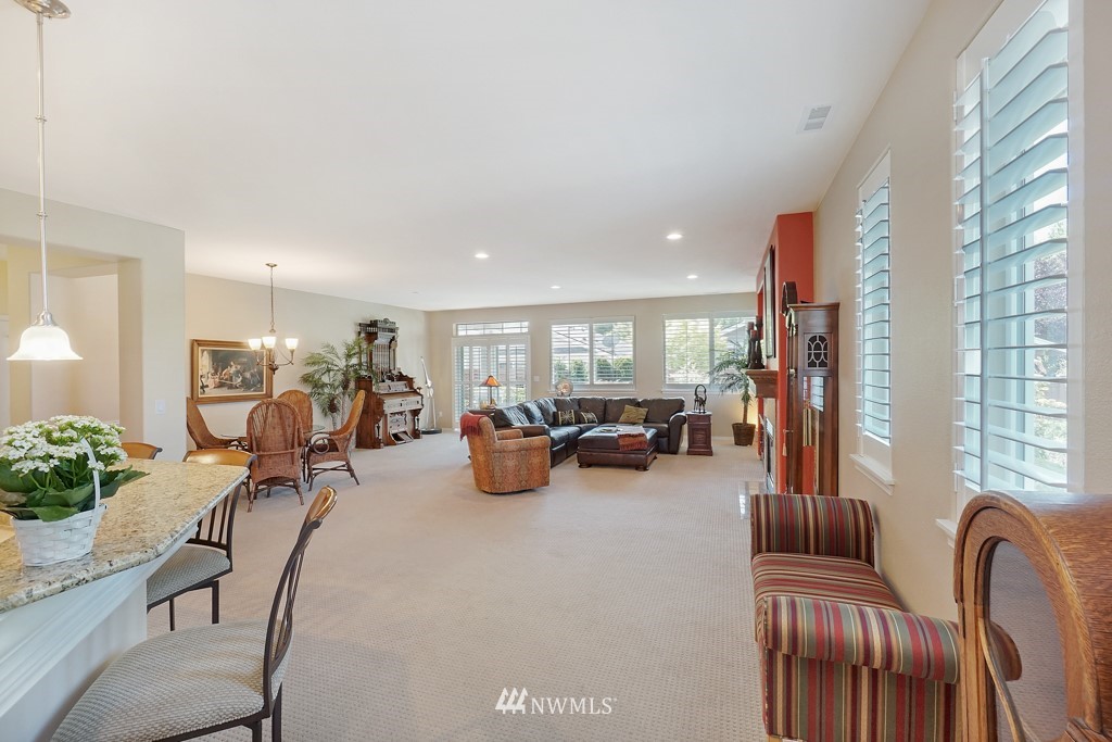 8700 Bainbridge Loop Northeast Lacey, WA 98516 - Photo 4 of 25