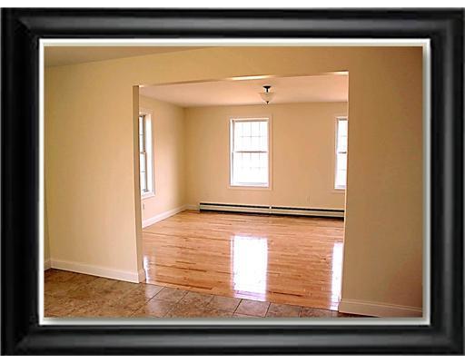 22 Cardinal Circle Standish, ME 04084 - Photo 5 of 15 Living Room.