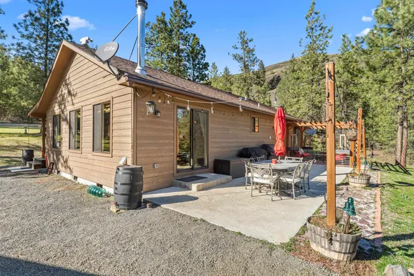 $429,000 | 31297 East Dodd Creek Lane, Davenport, WA 99122