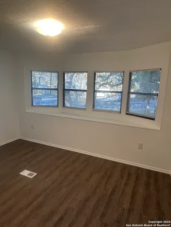 $1,650 | 24815 Aue Road, San Antonio, TX 78257