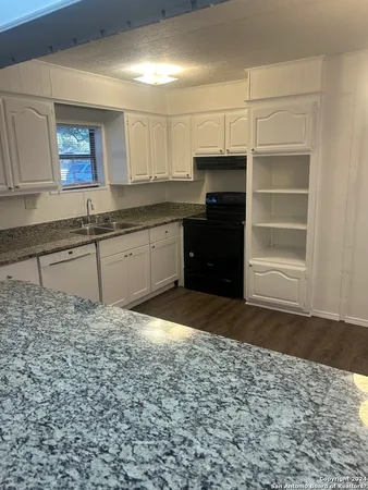 $1,650 | 24815 Aue Road, San Antonio, TX 78257