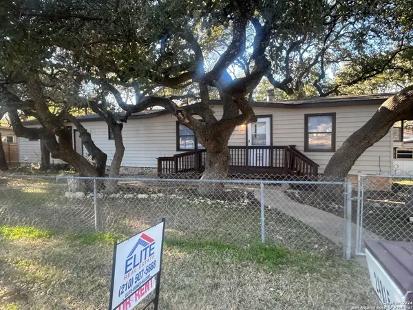 $1,650 | 24815 Aue Road, San Antonio, TX 78257