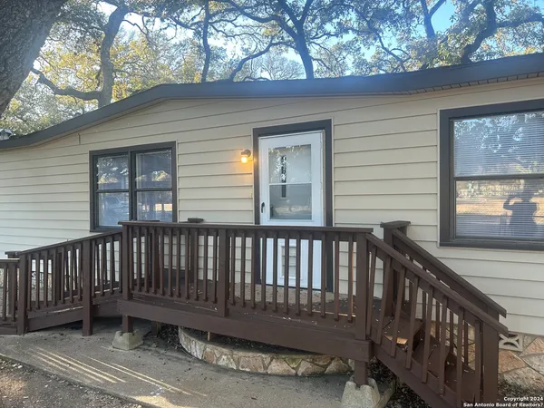 $1,650 | 24815 Aue Road, San Antonio, TX 78257
