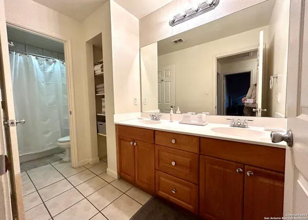 $1,750 | 42 Chapel Hill Circle, San Antonio, TX 78240