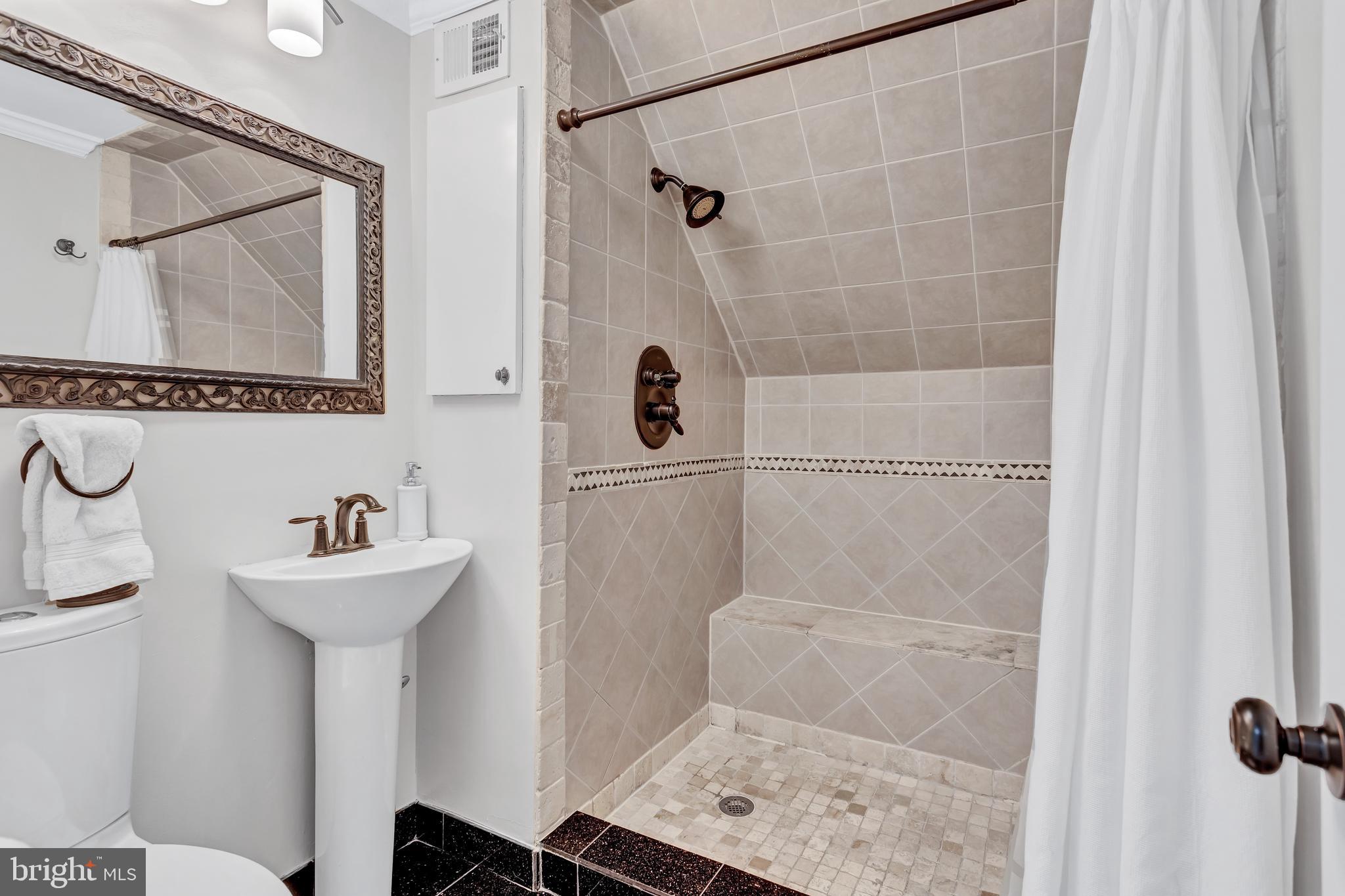 3227 Annandale Road Falls Church, VA 22042 - Photo 24 of 42