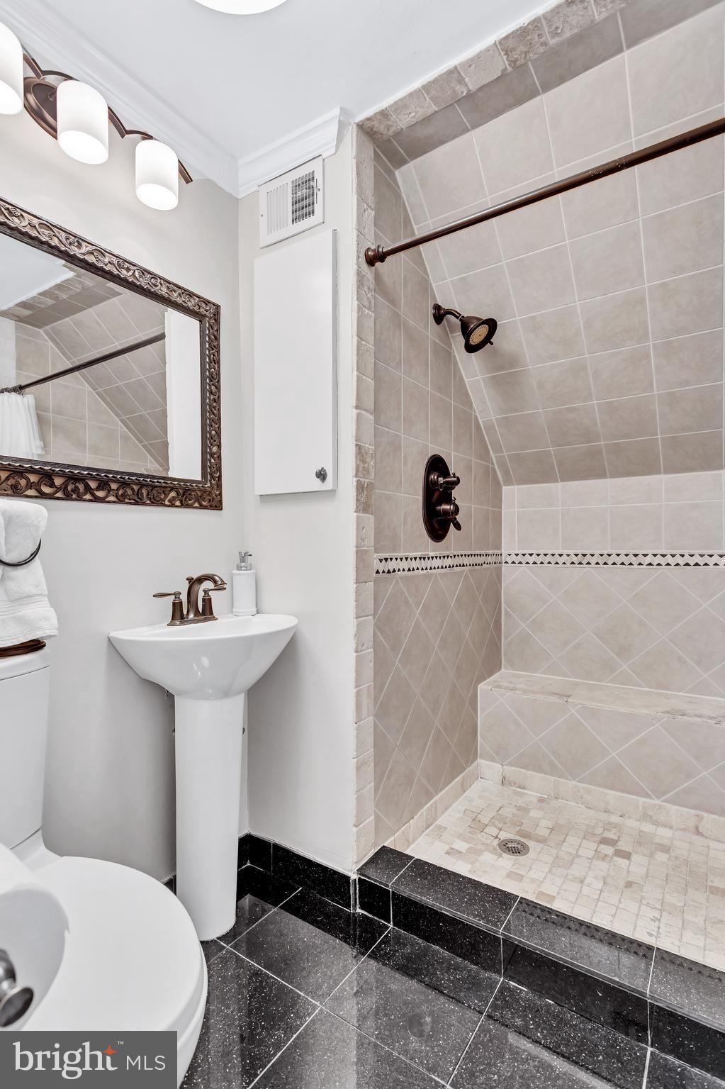 3227 Annandale Road Falls Church, VA 22042 - Photo 25 of 42