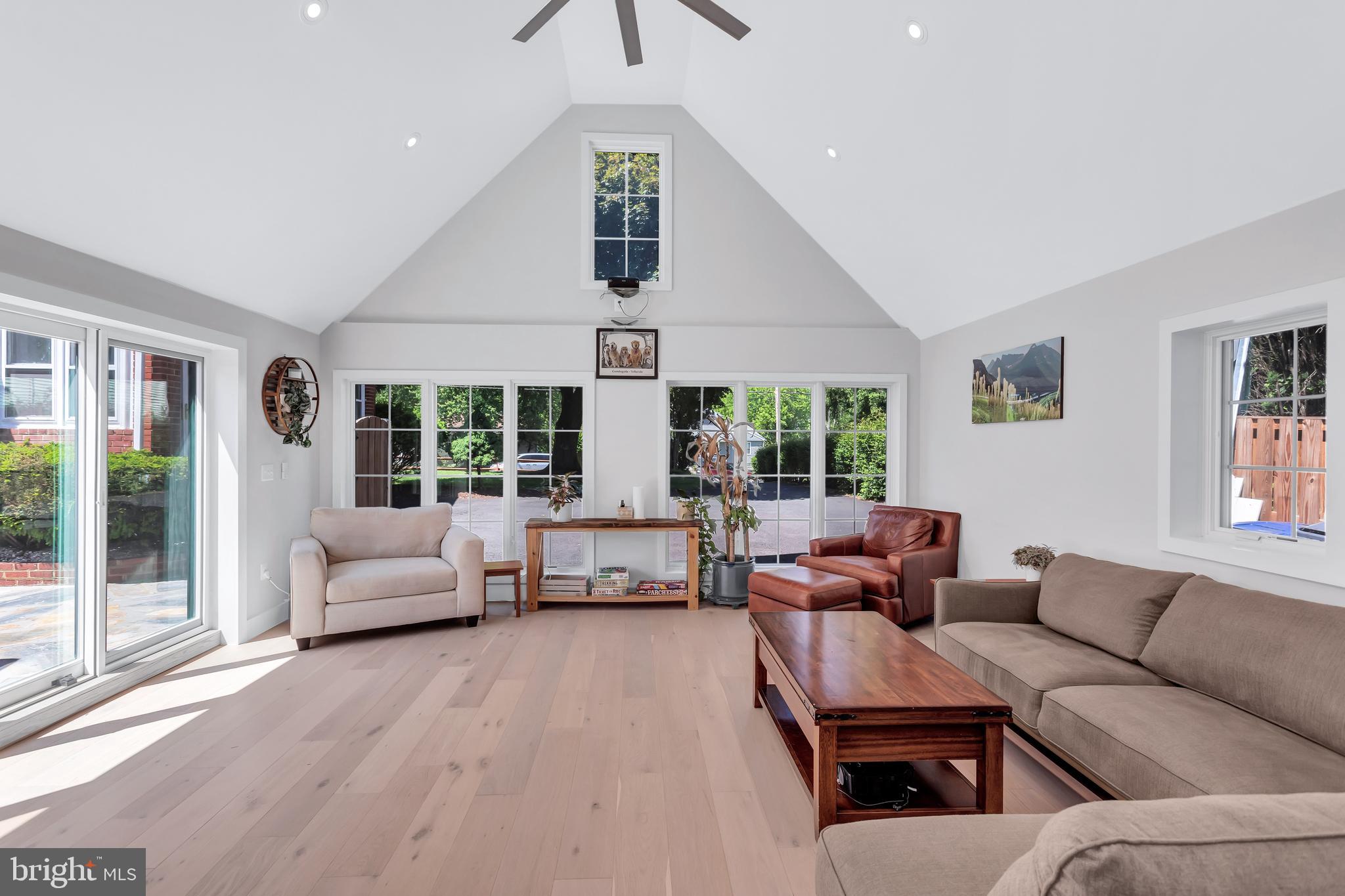 3227 Annandale Road Falls Church, VA 22042 - Photo 31 of 42