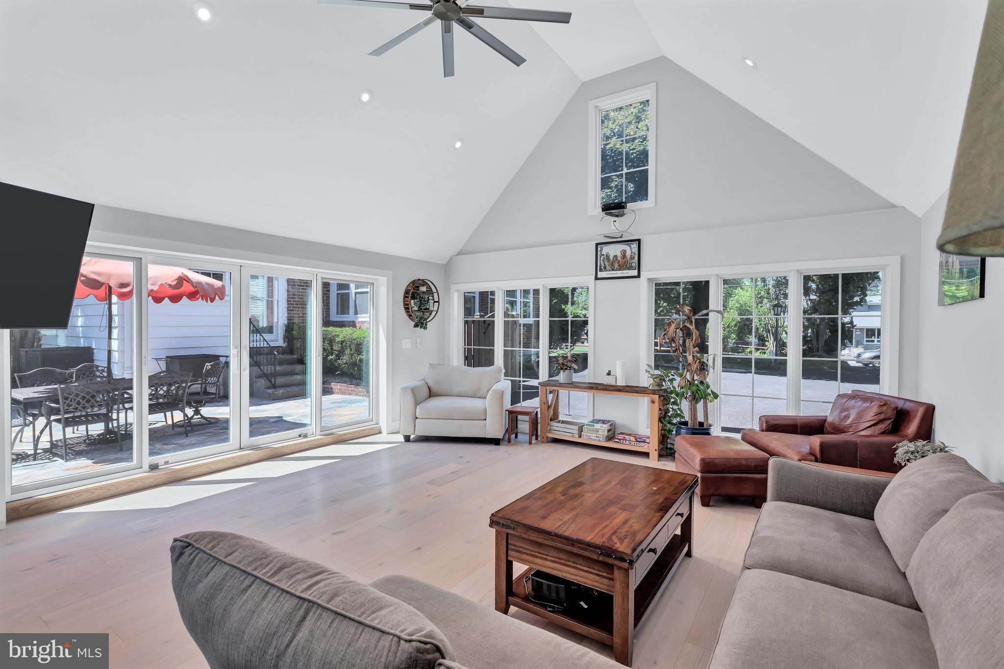 3227 Annandale Road Falls Church, VA 22042 - Photo 32 of 42