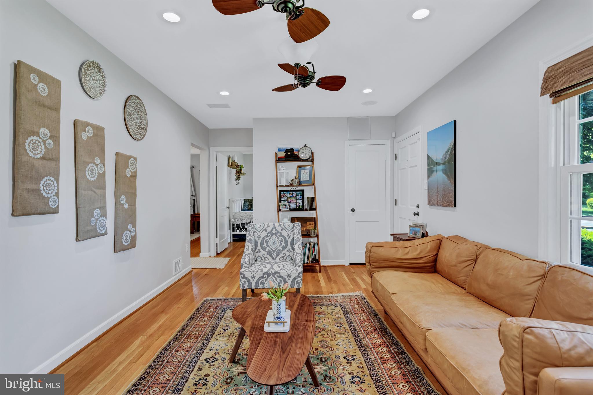 3227 Annandale Road Falls Church, VA 22042 - Photo 4 of 42