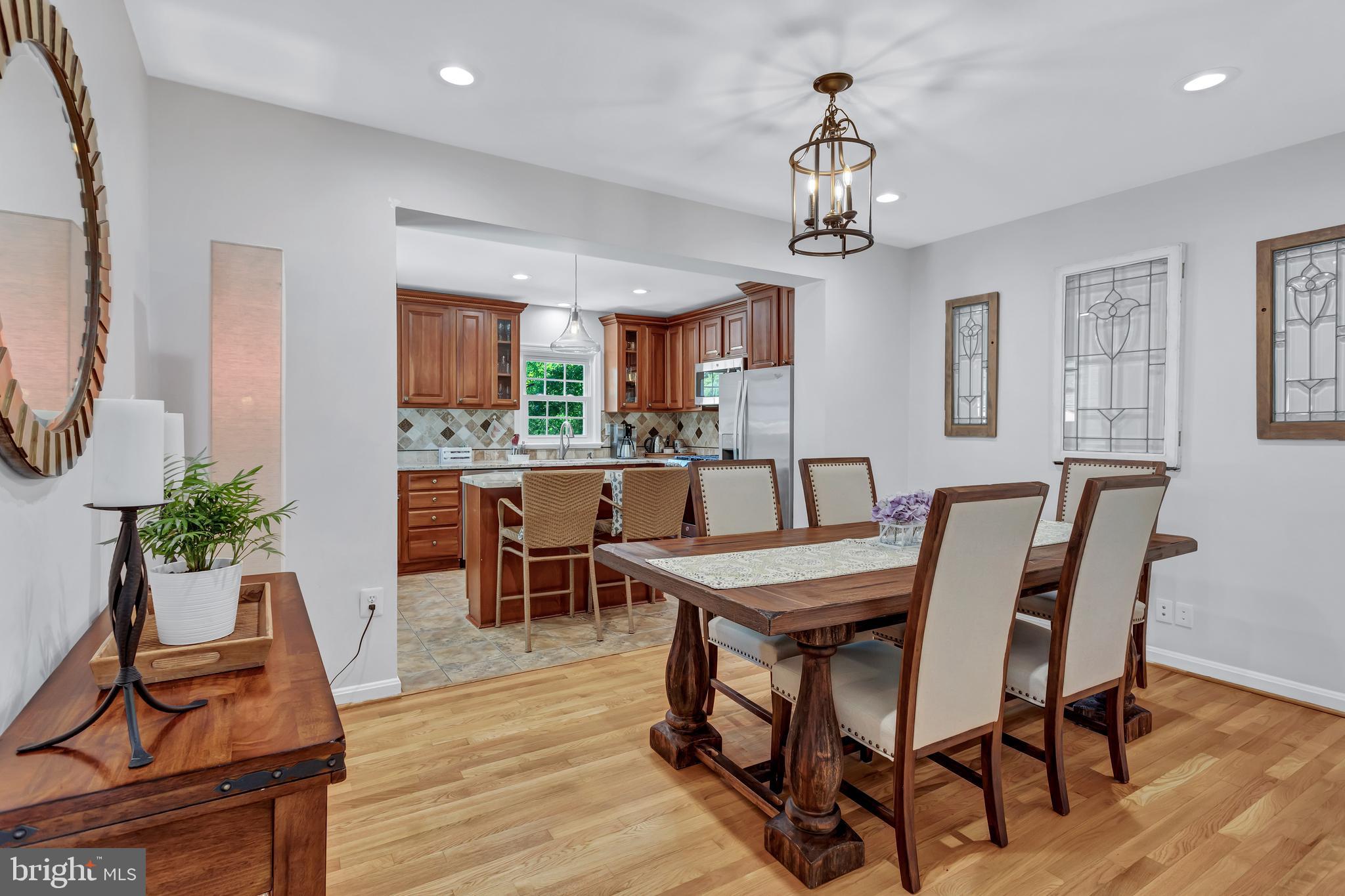 3227 Annandale Road Falls Church, VA 22042 - Photo 7 of 42