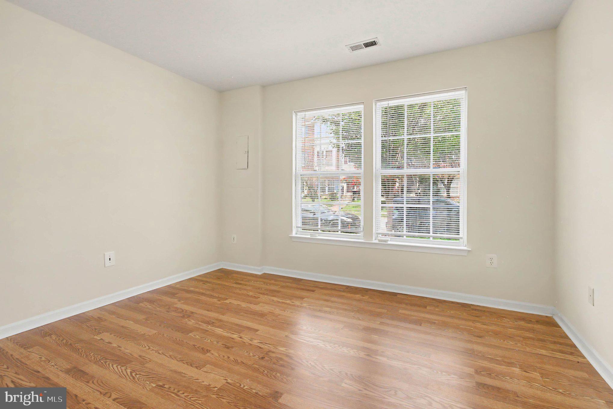 9715 Luguna Road Baltimore, MD 21220 - Photo 16 of 29