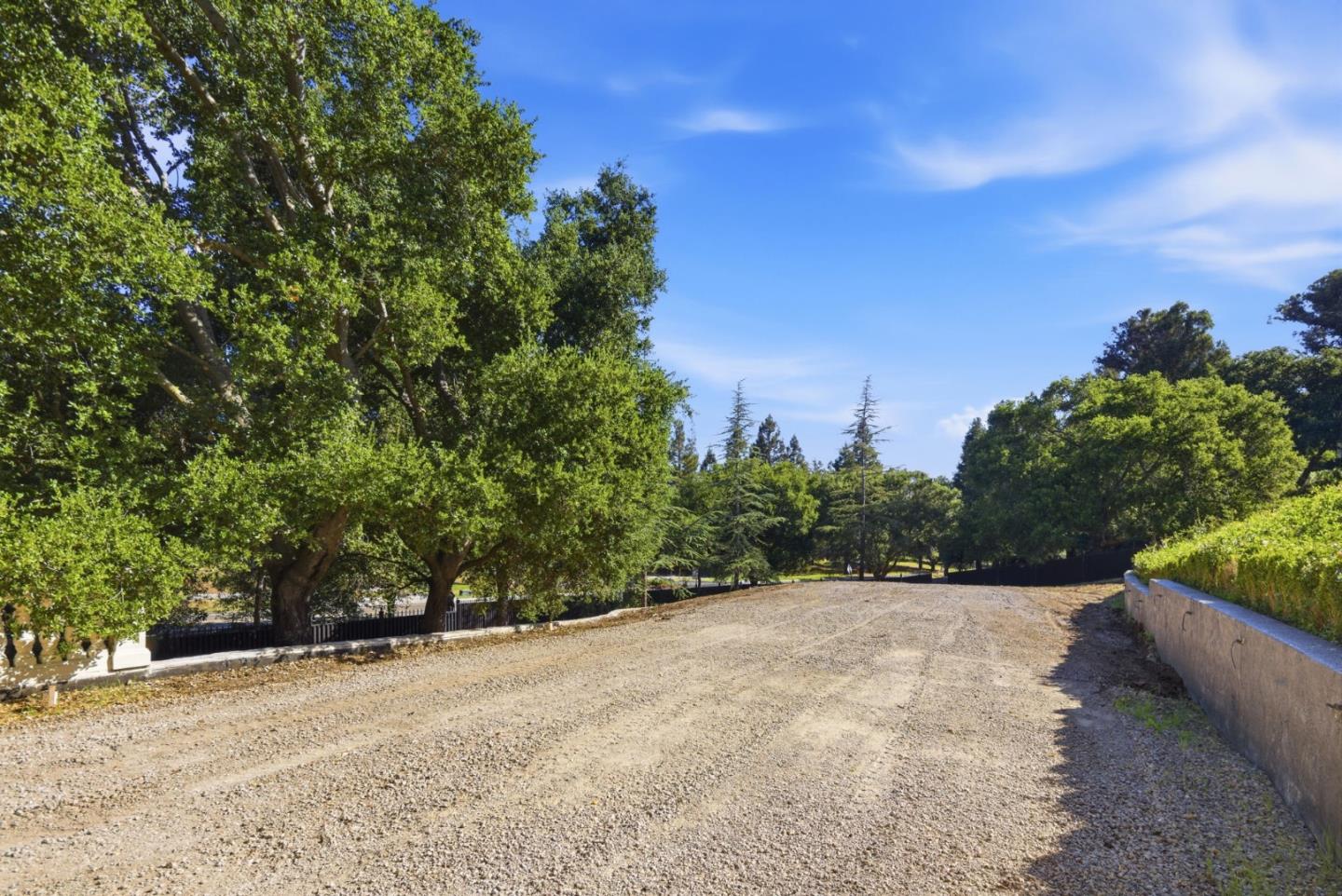 4100 Old Adobe Road Palo Alto, CA 94306 - Photo 7 of 24