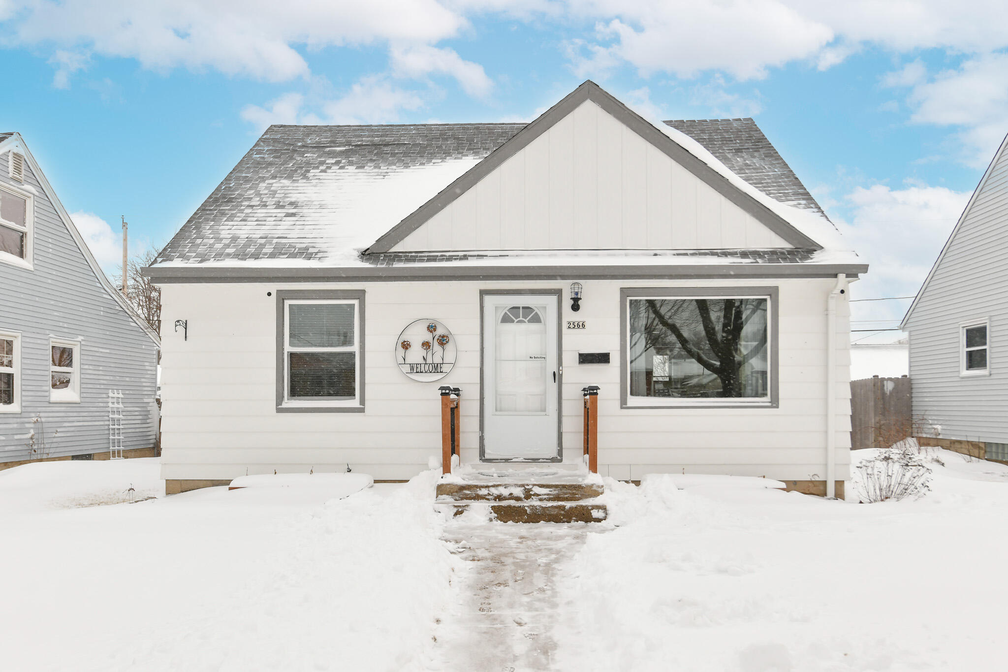 2566 South 64th Street Milwaukee, WI 53219 - Photo 1 of 31 HEN_0650 (1)