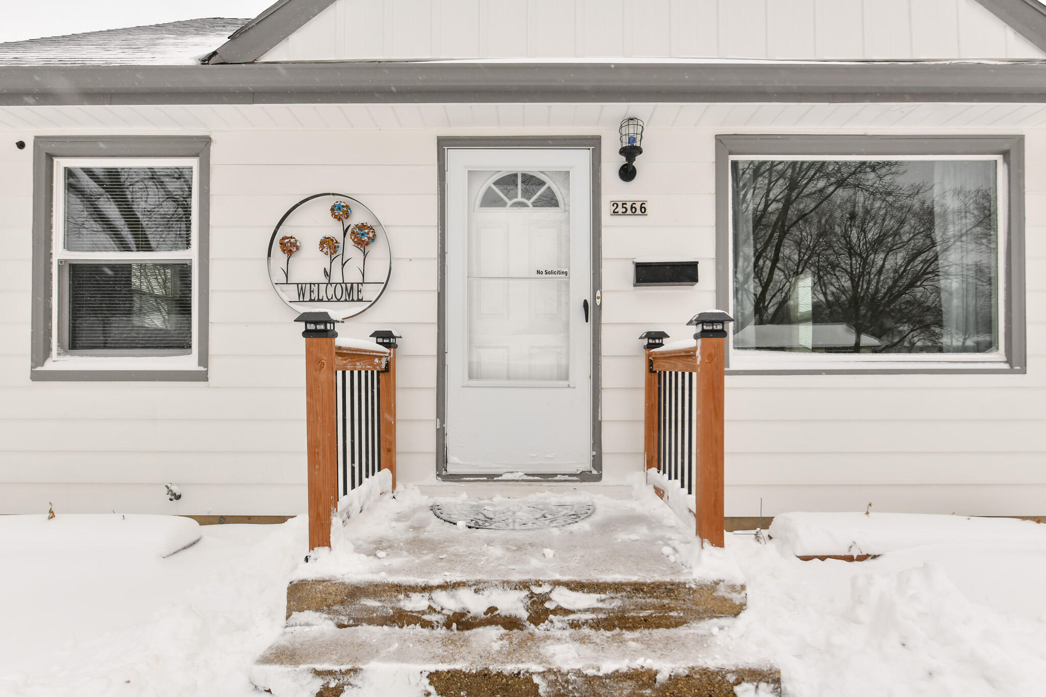 2566 South 64th Street Milwaukee, WI 53219 - Photo 25 of 31 HEN_0650 (4)