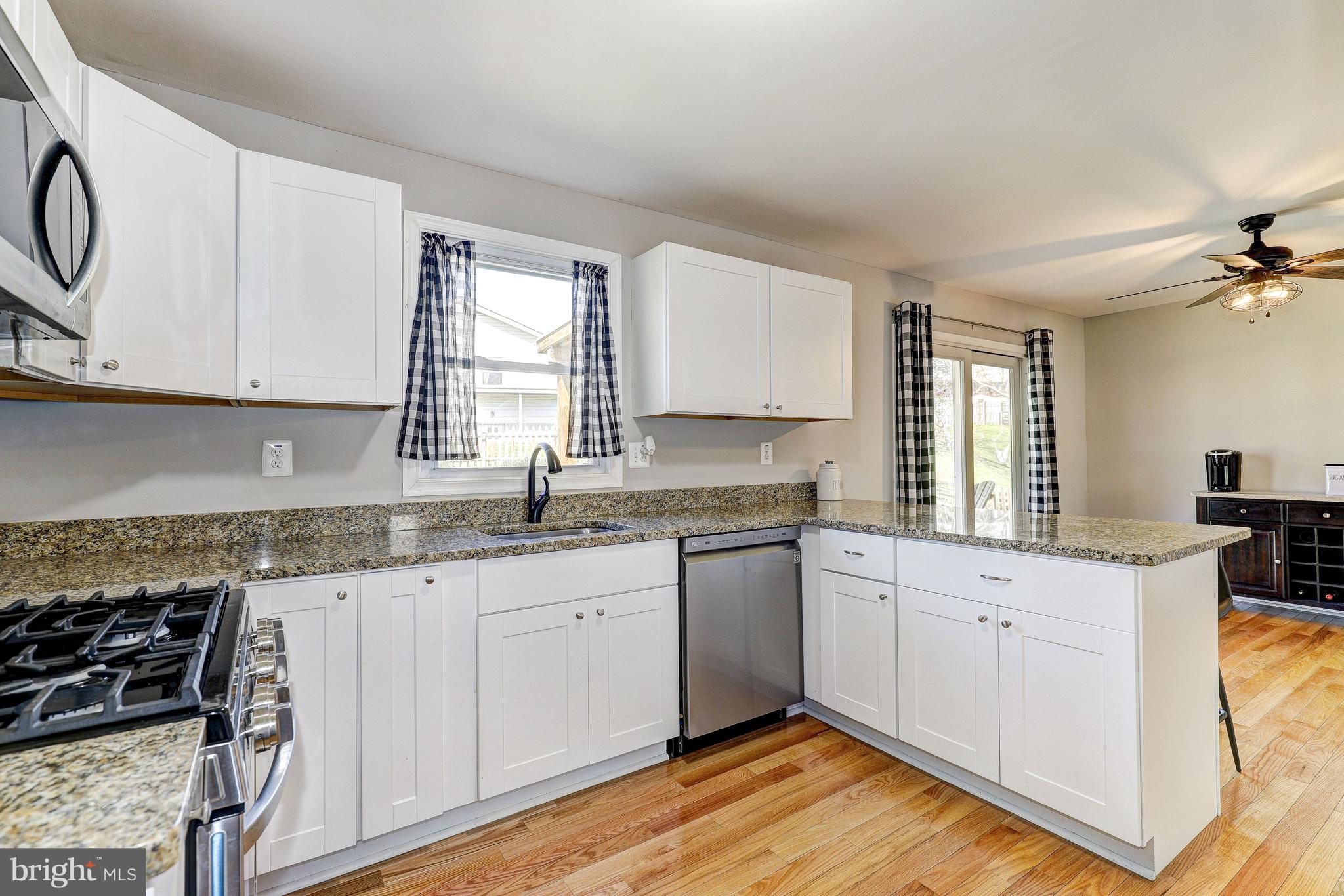 500 Garnett Road Joppa, MD 21085 - Photo 10 of 29 Kitchen