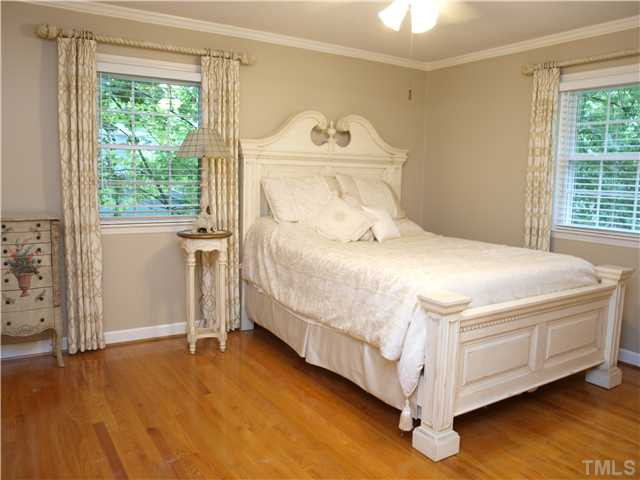 709 Catawba Street Raleigh, NC 27609 - Photo 10 of 21 Master Bedroom