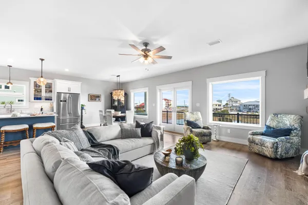 $1,225,000 | 7665 Key W Drive, Navarre, FL 32566