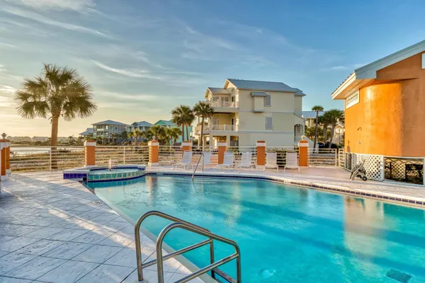 $1,225,000 | 7665 Key W Drive, Navarre, FL 32566